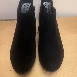 Cat & Jack Black Kids Boots